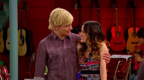 is austin moon and ally dawson dating in real life